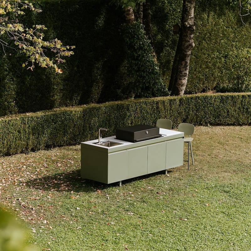 Fogher Agher Ancient Sage Outdoor Kitchen With Recessed Barbecue