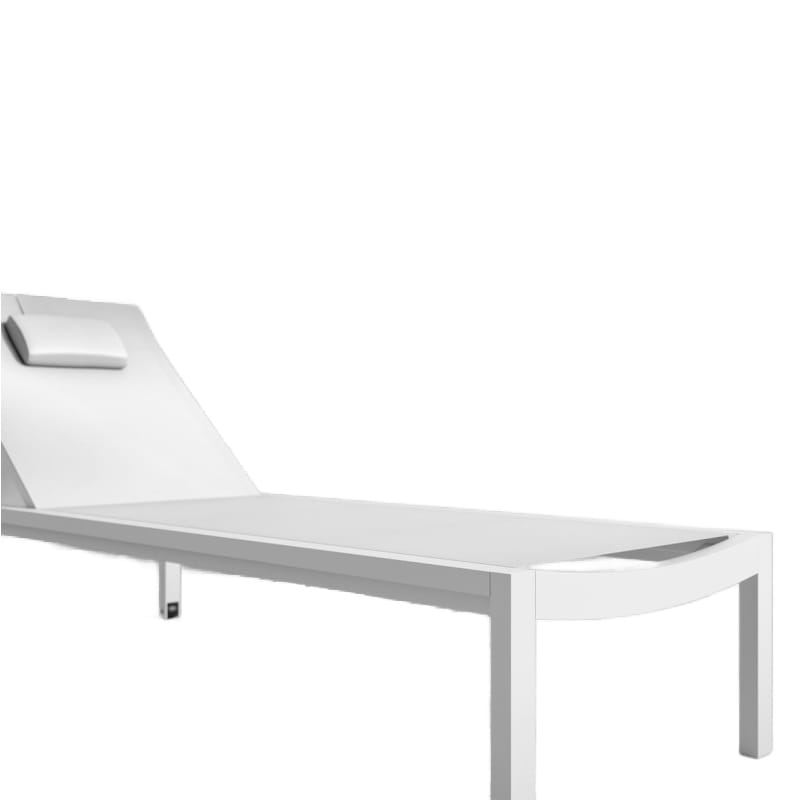 Close Up View Of The Spencer Outdoor Lounger in White