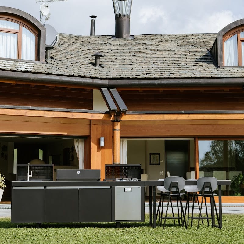 Fogher Agher Obsidian Outdoor Kitchen With Recessed Barbecue